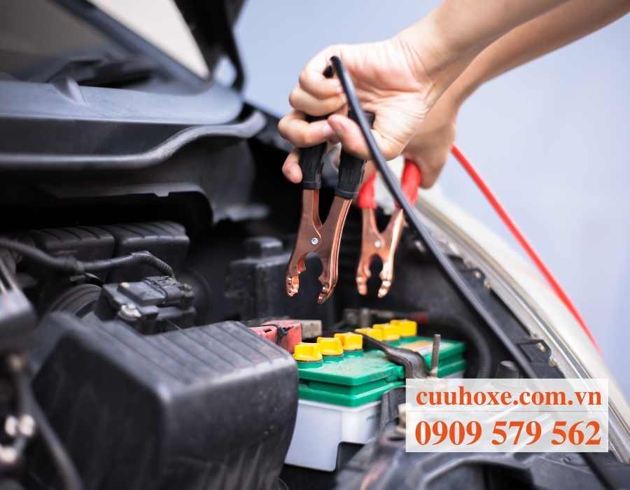 Cách bảo dưỡng ắc quy ô tô
