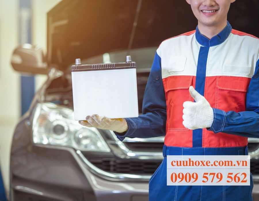 Mua và thay bình acquy ô tô chính hãng ở đâu?