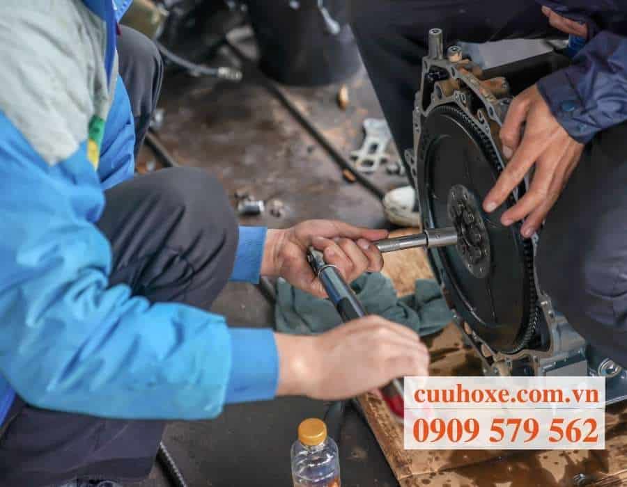 dịch vụ cứu hộ xe lưu động Minh Thức