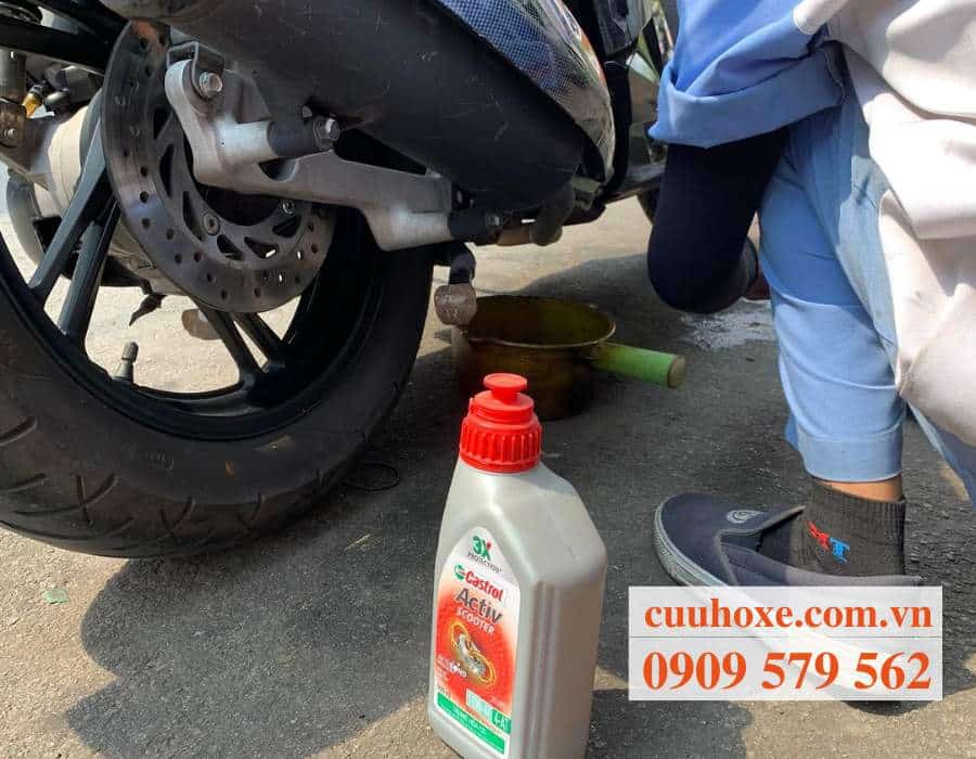 Thay nhớt xe máy tận nơi