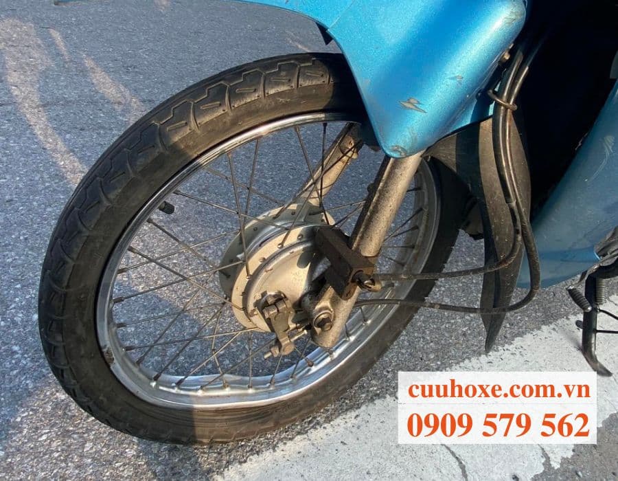 Sửa vá xe máy Honda tận nơi
