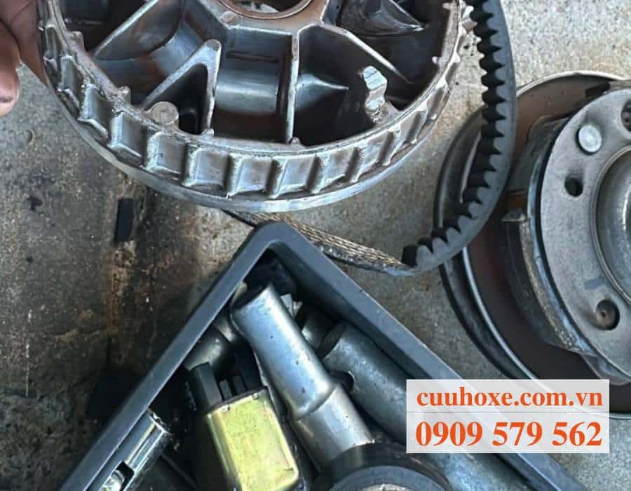 Sửa xe máy lưu động tại Huế