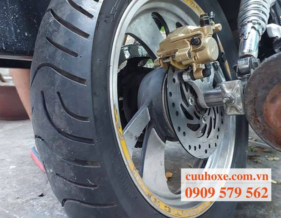 Sửa xe máy, vá bánh xe Đà Nẵng